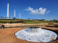 The Power station Orot Rabin. View from the Hadera Park, January 1 2010, Photo by Shay Levy/ Flash 90 *** Local Caption *** ôàø÷
çãøä
îéí
èéìú
úçðú ëåç
ðçì
îéí 
îæåäîéí