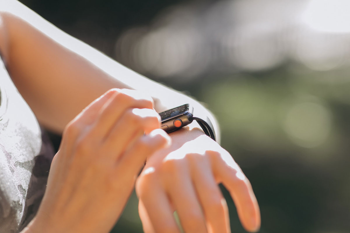 מחפשים מתנה מיוחדת? תרכשו סט שעון וצמיד לאישה