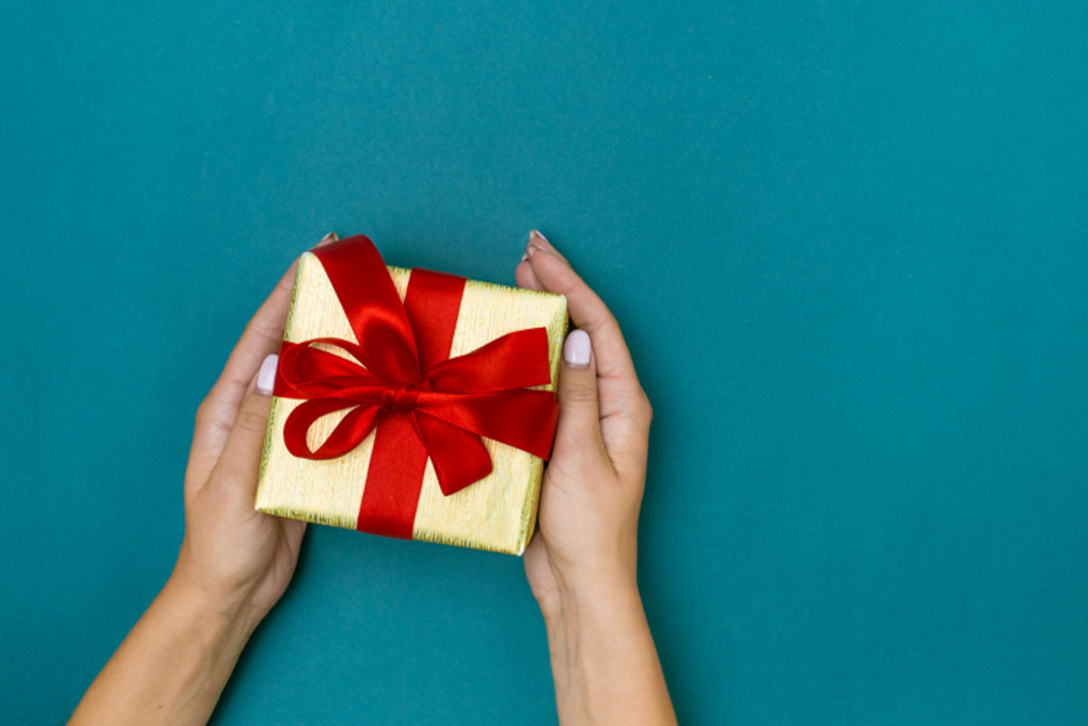 מתנת יום הולדת לאישה: רעיונות מעולים למתנות לאישה שיש לה הכול