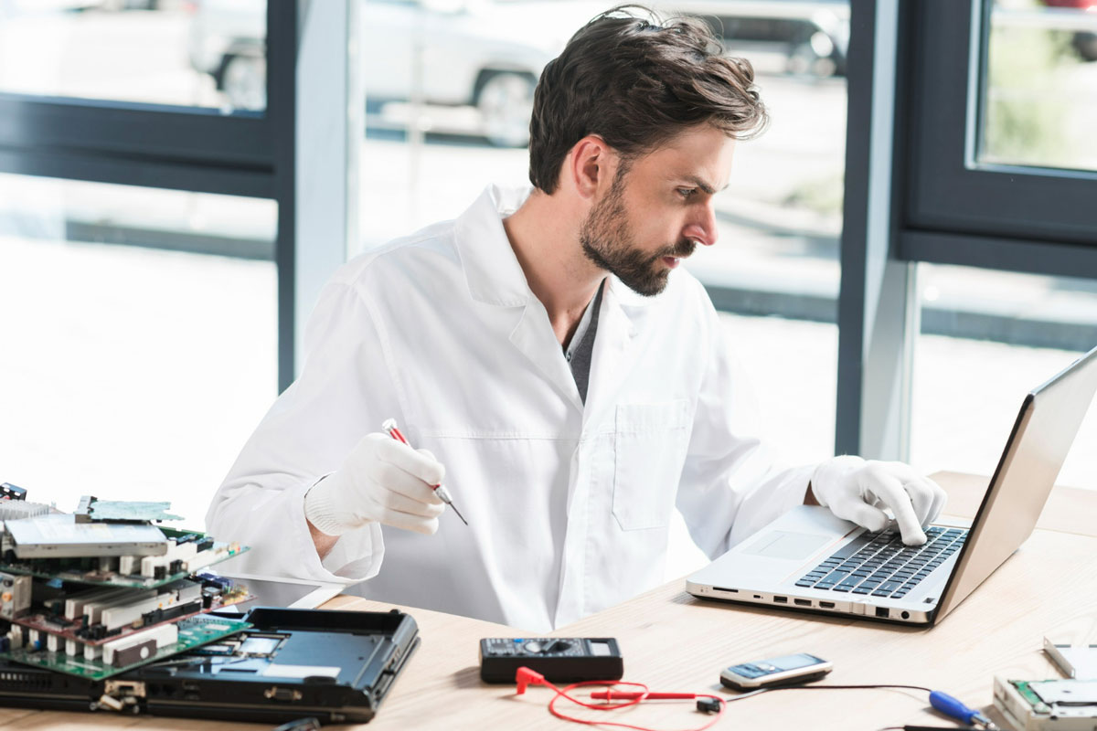 טכנאי מחשבים עד הבית