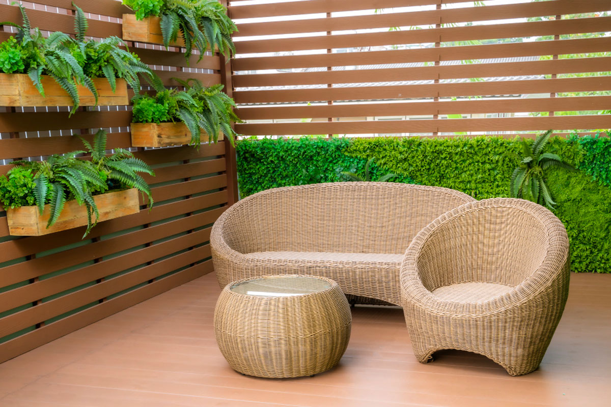 איך בוחרים ריהוט גן מעץ טיק?