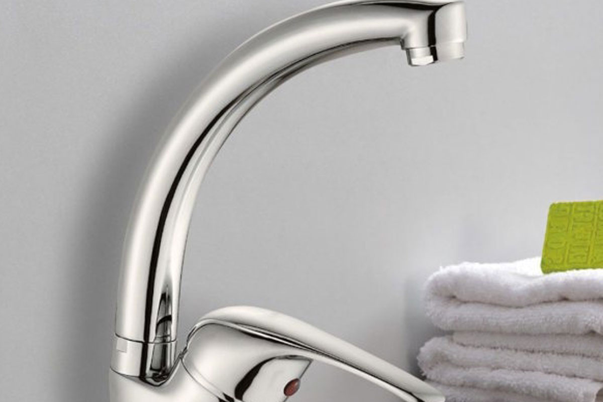 ברז לכיור אמבטיה – השילוב המושלם בין עיצוב, פונקציונליות ונוחות