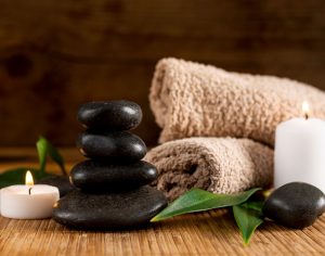 אומנות העיסוי: עיסוי רפואי מול עיסוי מפנק – מה המדע אומר על ההבדלים?