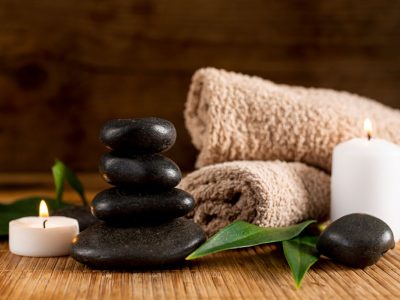 אומנות העיסוי: עיסוי רפואי מול עיסוי מפנק – מה המדע אומר על ההבדלים?