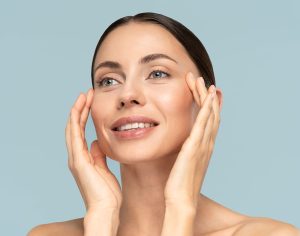 כללית אסתטיקה עושה סדר: 10 השאלות הנפוצות לקראת מתיחת פנים