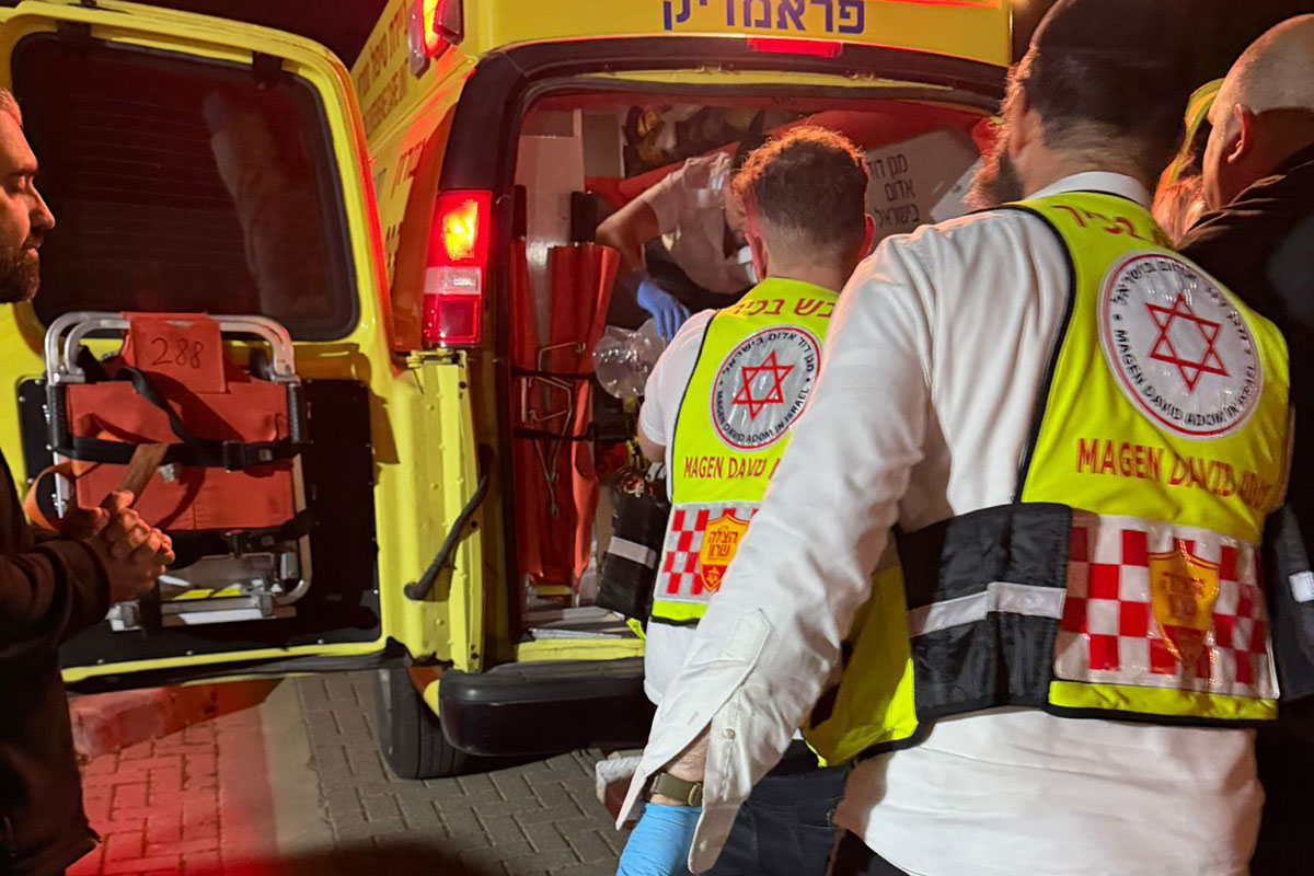 חדרה: גבר כבן 40 נפל מגובה - לאחר פעולות החייאה פונה במצב קשה