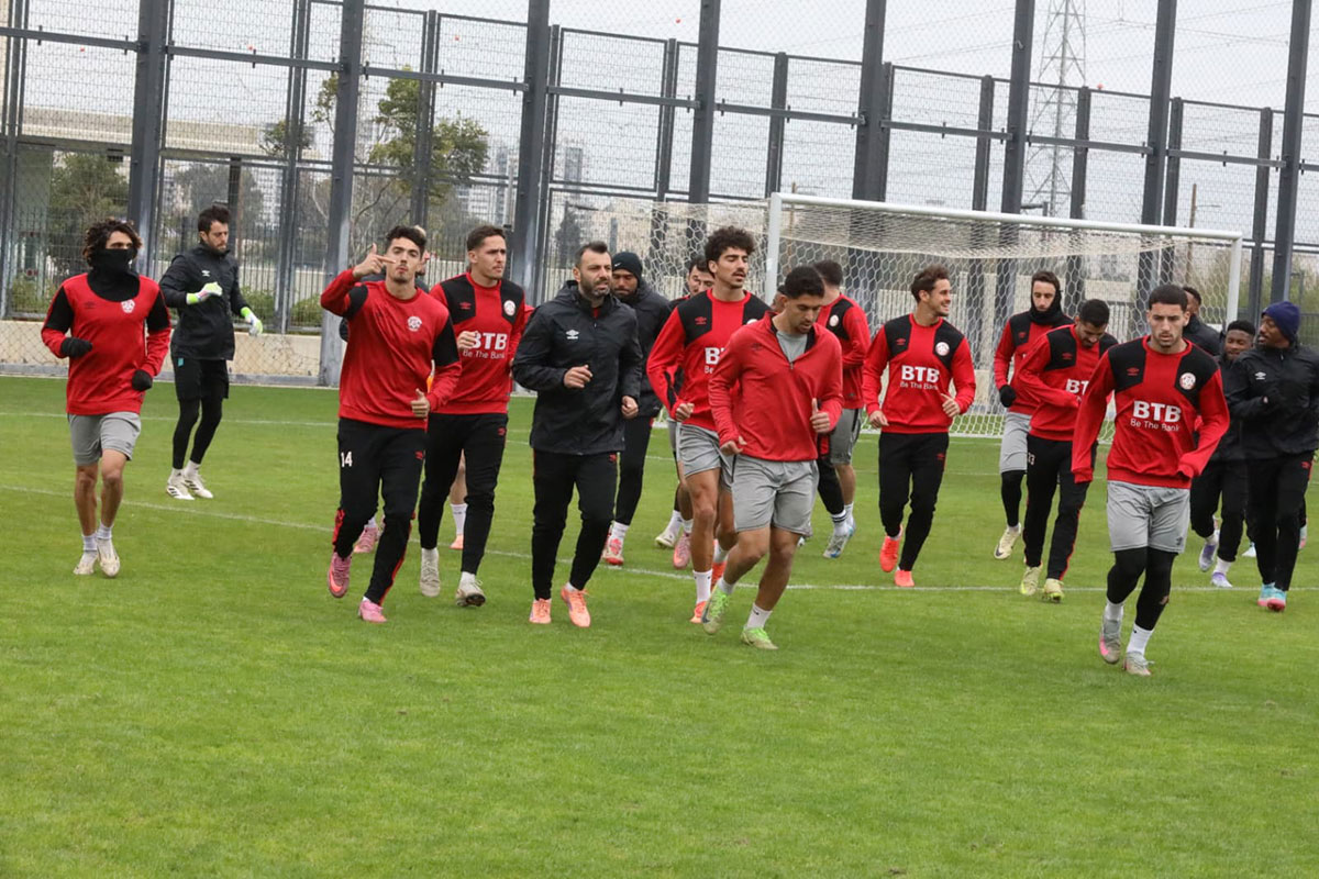 העונה המפוספסת של הפועל חדרה