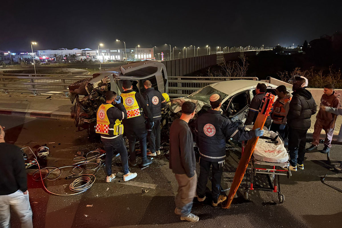 כביש 2: שני הרוגים ופצועה קשה בתאונת דרכים קשה סמוך למחלף אולגה