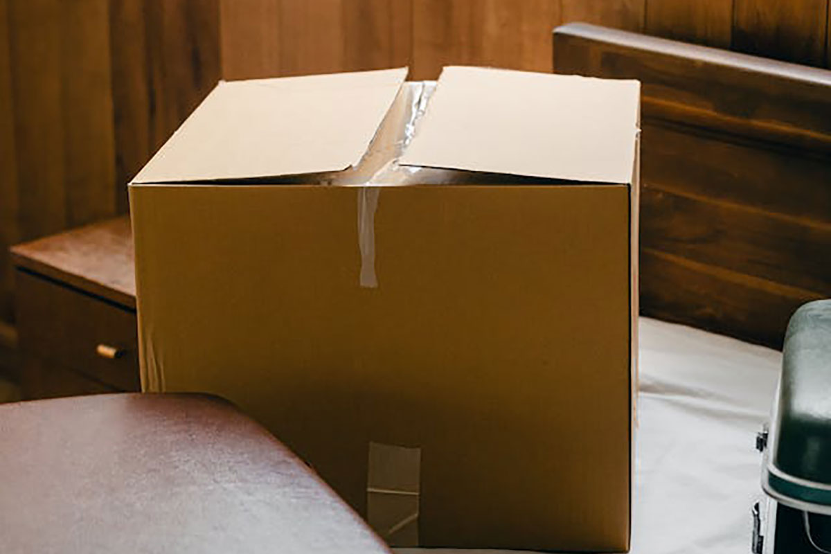 מהובלה ימית ועד דלת הלקוח: פתרונות קצה-לקצה לעסק המודרני