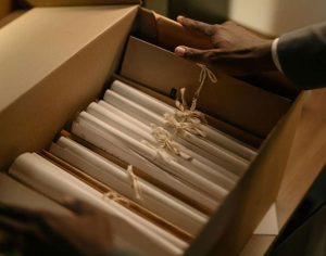 איך לחסוך זמן וכאב ראש כשצריך להעביר מסמכים משפטיים